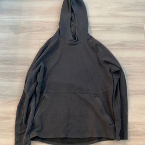 City sweater lululemon. Very comfy.